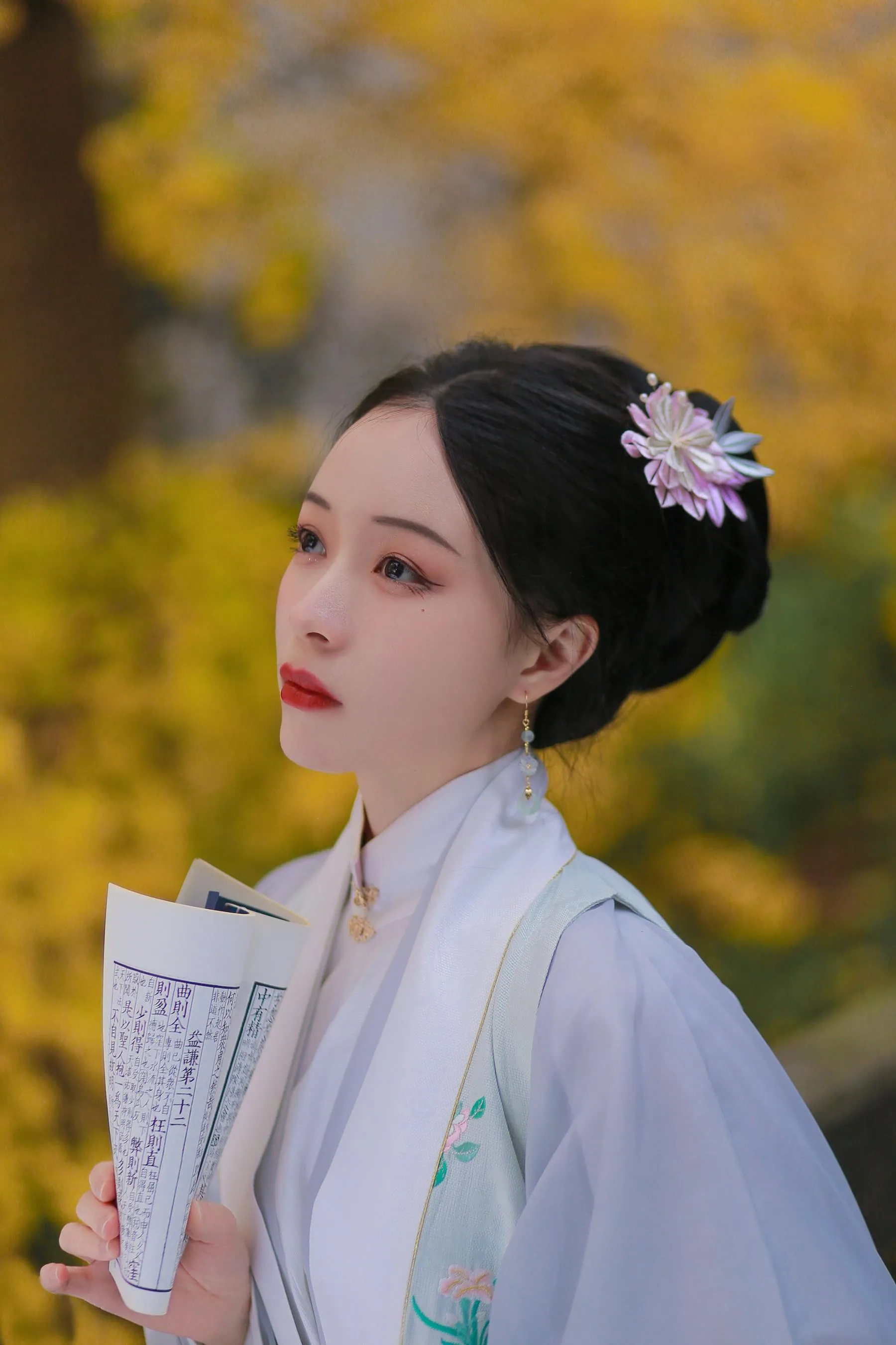 [YITUYU艺图语]2022.02.17 银杏歌 花泽阮阮 [35P]插图4